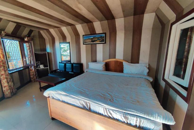 Hotel Surya Lake View Nainital Exterior foto